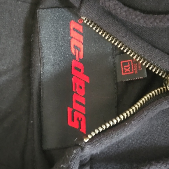 Snap-on hoddie - Picture 5 of 7